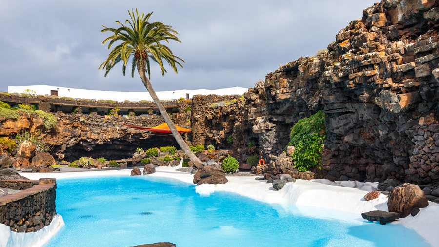 "Jameos del Agua" -  Pool in einer Vulkanhöhle