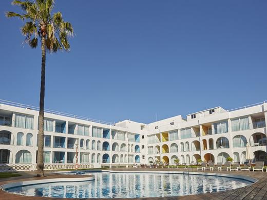 Ebano Hotel Apartments & Spa