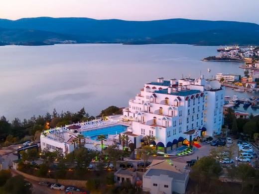 Roseira Beach Resort