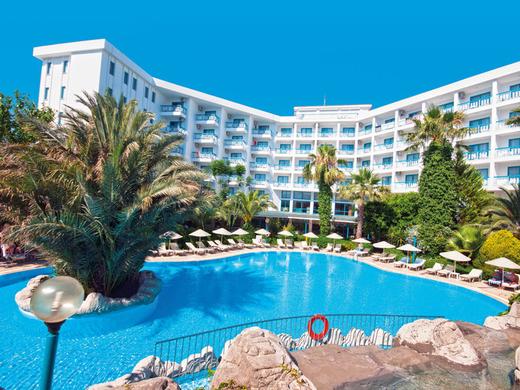 Tropical Beach Hotel