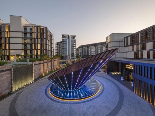 Caesars Palace Bluewaters Dubai