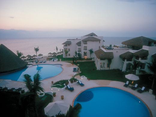 Desire Riviera Maya Pearl Resort (21+, Couples only)