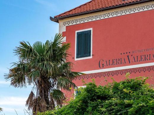 Galeria Valeria Seaside Downtown