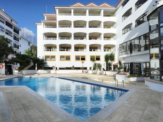 Clube do Lago Hotel & Apartamento