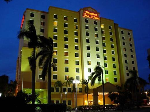 Hampton Inn & Suites Miami Airport South