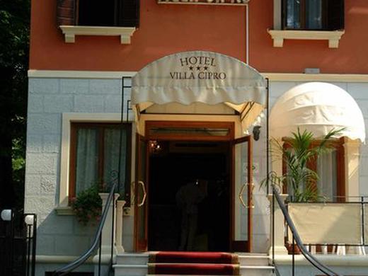 Hotel Villa Cipro