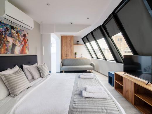 Olvia Suites
