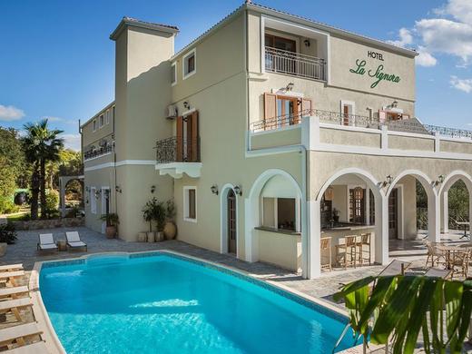 La Signora Hotel