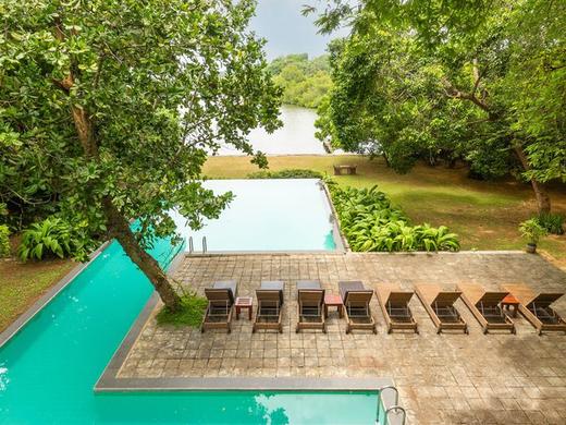 Roman Lake Ayurveda Resort