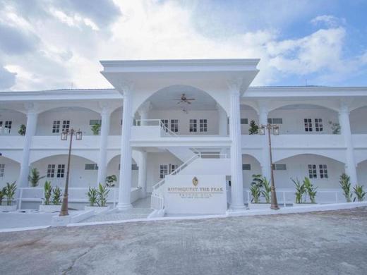 RoomQuest the Peak Patong Hill