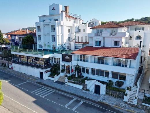 Çamlik 87 Hotel Ayvalik