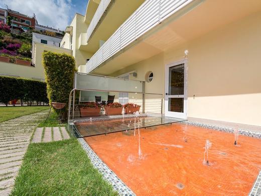 Marina 10 Boutique & Design Hotel