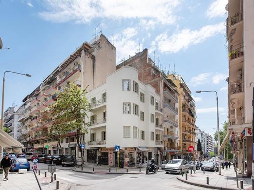 White Lotus by halu! Apartments