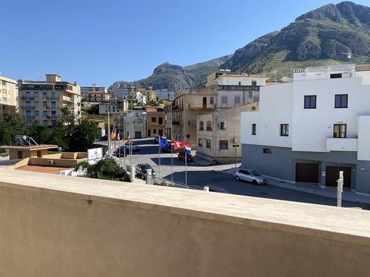 Marina di Petrolo Apartments