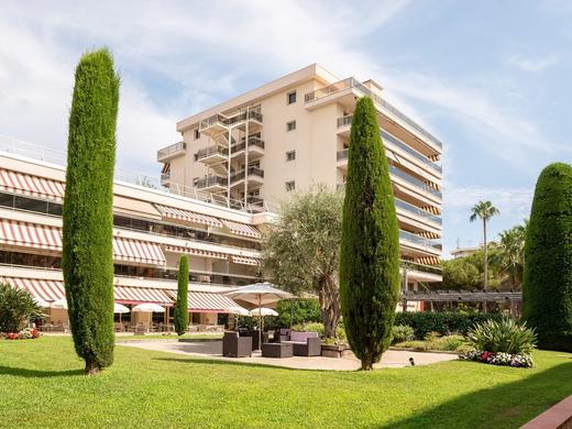 The Originals Boutique, Hôtel Les Strélitzias, Antibes Ouest