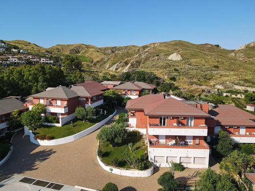 Hotel Casarossa Beach & Sporting