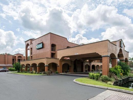 Quality Inn & Suites