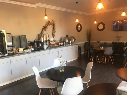 GreenTree Inn & Suites Alhambra