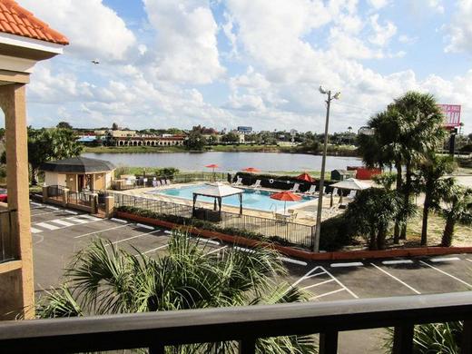 Quality Inn & Suites Kissimmee by The Lake