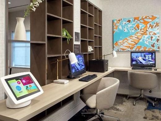 Tru by Hilton Denver Airport Tower Road