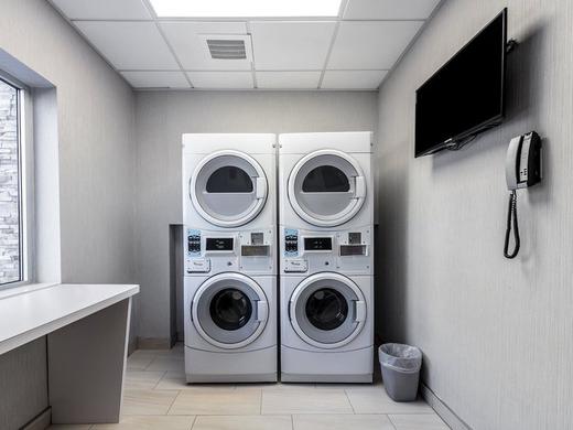 Holiday Inn Express & Suites Jersey City North - Hoboken