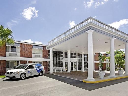 Best Western Palm Beach Lakes Inn