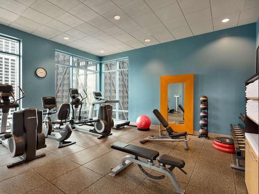 Hilton Chicago/Magnificent Mile Suites