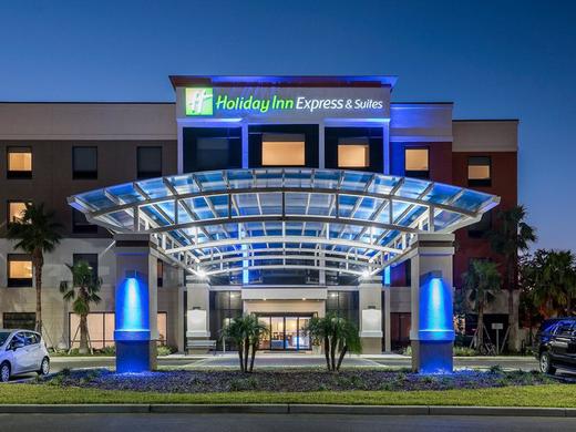 Holiday Inn Express & Suites Lakeland South