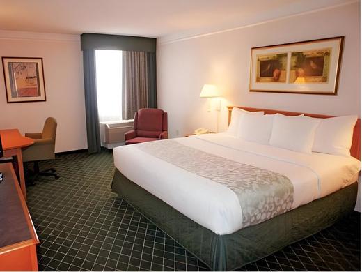 La Quinta Inn & Suites Tacoma Seattle