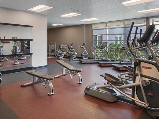 Courtyard by Marriott Long Beach Airport