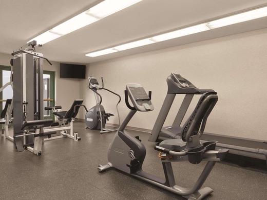 Country Inn & Suites by Radisson, Seattle-Bothell, WA