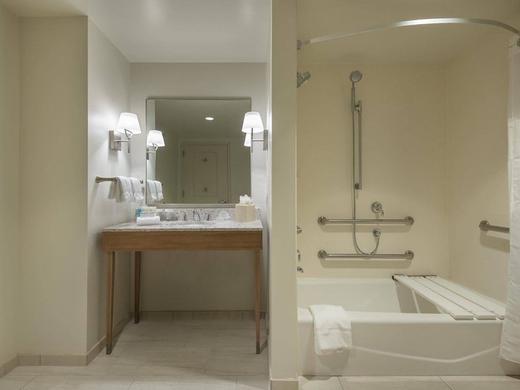 Hilton Garden Inn Miami Dolphin Mall