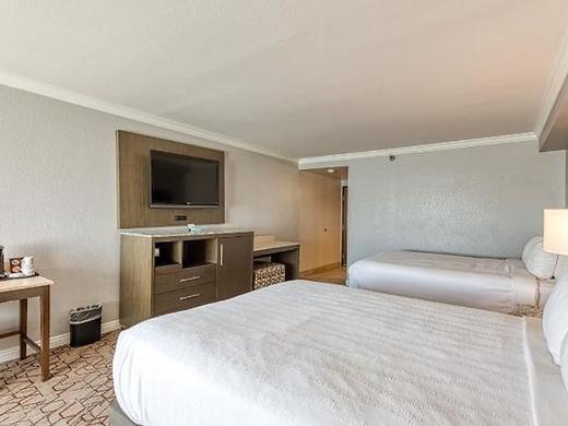 Amanzi Hotel, Ascend Hotel Collection