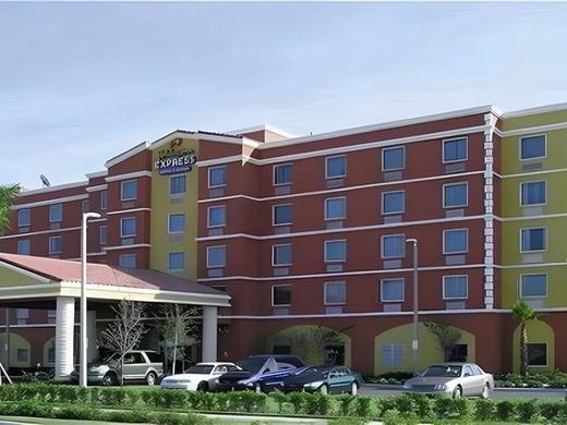 Holiday Inn Express & Suites Ft. Lauderdale Airport/Cruise