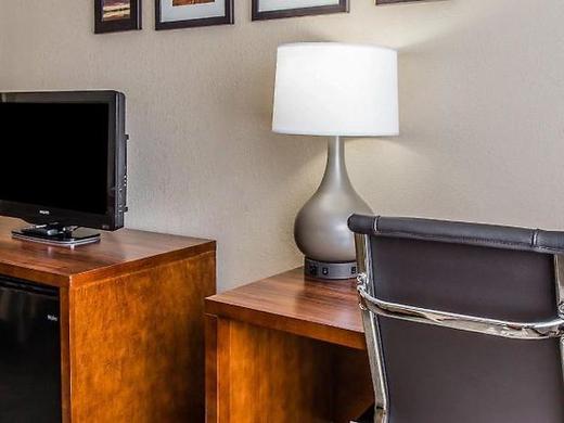 Comfort Inn and Suites Lakeland