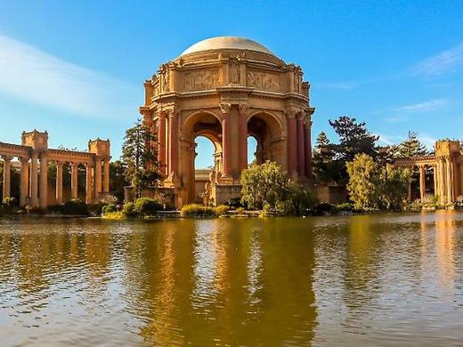 Pacific Tradewinds Hostel