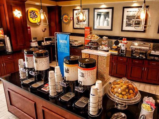 Hampton Inn & Suites Staten Island