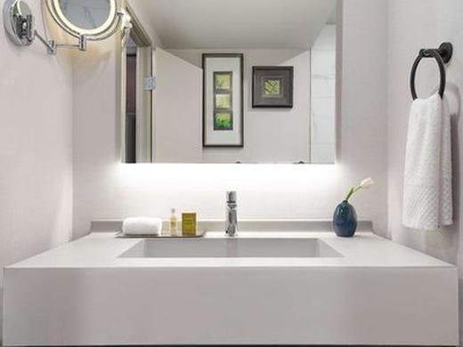 DoubleTree by Hilton San Francisco South Airport Blvd