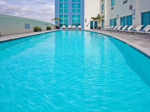 Crowne Plaza Hotel & Resorts Fort Lauderdale Airport/ Cruise
