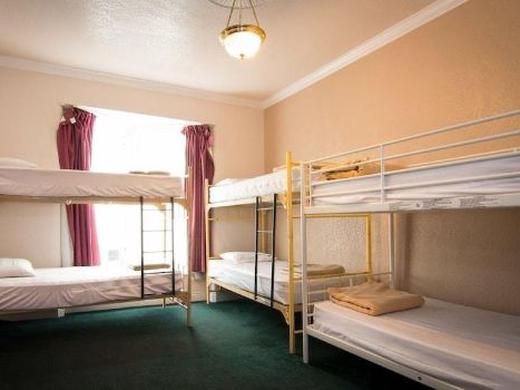 AAE Amsterdam Hostel