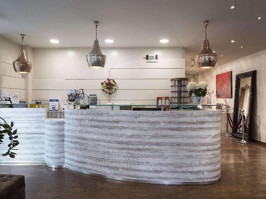 Best Western Maison B Hotel