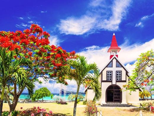 Mythic Suites & Villas