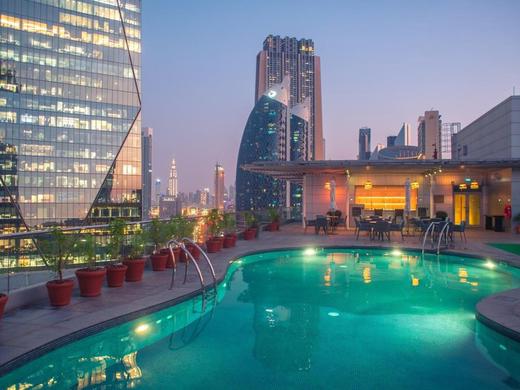 The Ritz-Carlton Dubai International Financial Centre Executive Resid
