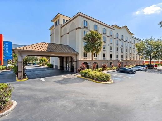 Sonesta Essential Orlando Airport