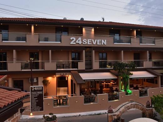 24 Seven Boutique Hotel