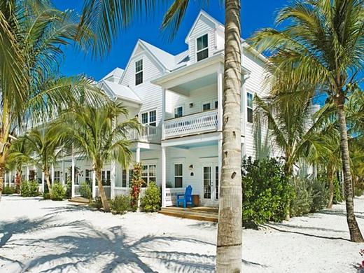 Parrot Key Hotel & Villas