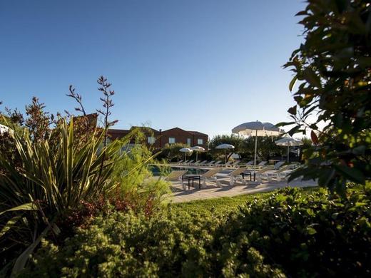 Villa Neri Resort & Spa