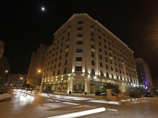 Le Corail Suites Hotel