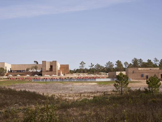 Praia do Canal Nature Resort