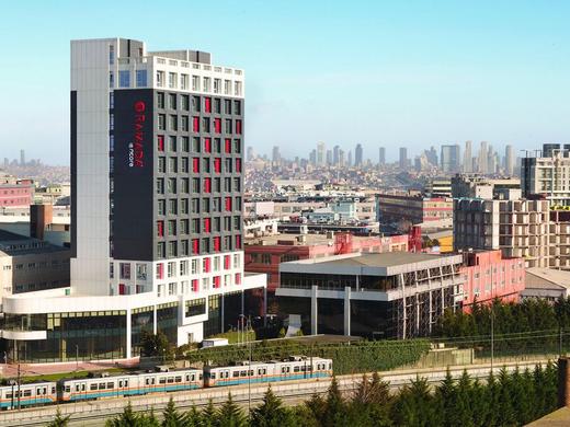 Ramada Encore Bayrampasa